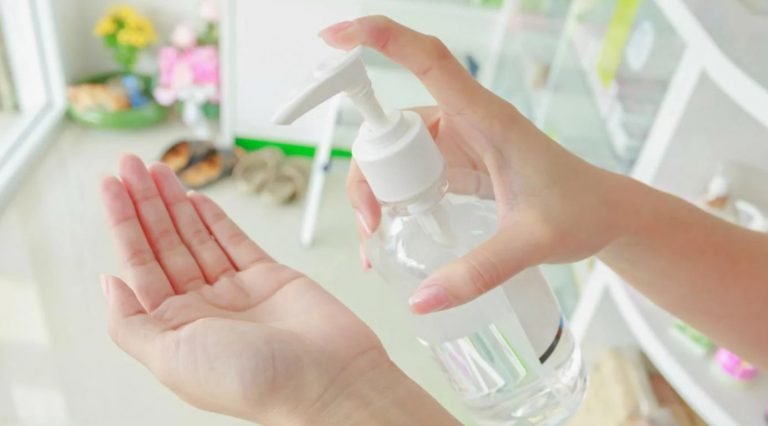 Retrotraen los precios de venta del alcohol en gel y congelan su precio por 90 días