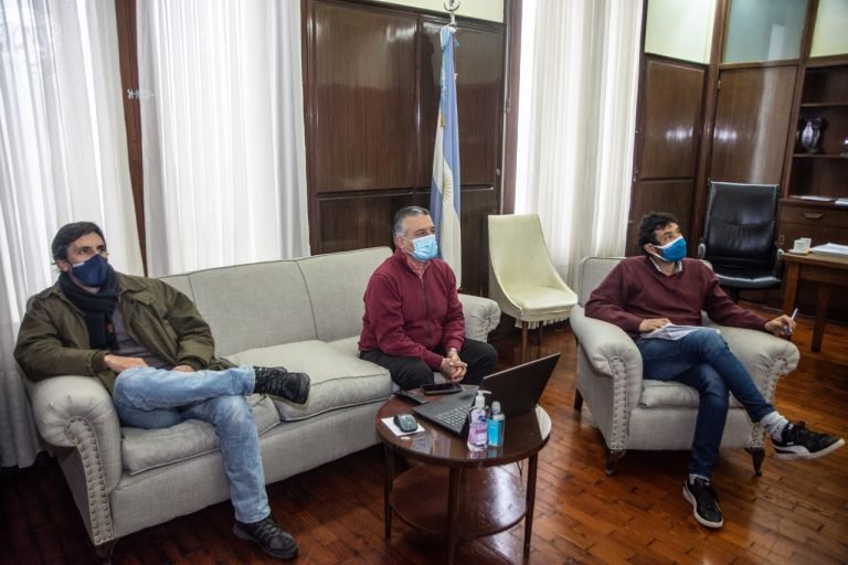 EL INTENDENTE ALBERTO GELENÉ PRESENTE EN EL LANZAMIENTO DEL PLAN DE REACTIVACIÓN PRODUCTIVA JUNTO AL GOBERNADOR