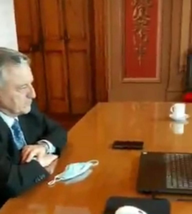 Se presentó el programa "Municipios de Pie"