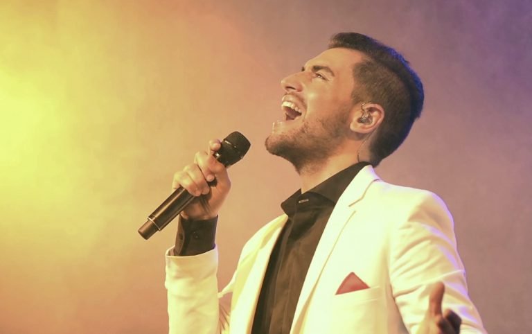 LAUTARO RODRIGUEZ al "Cantando 2020"