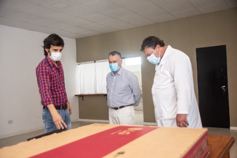 El Director de la Región Sanitaria IX visitó Las Flores