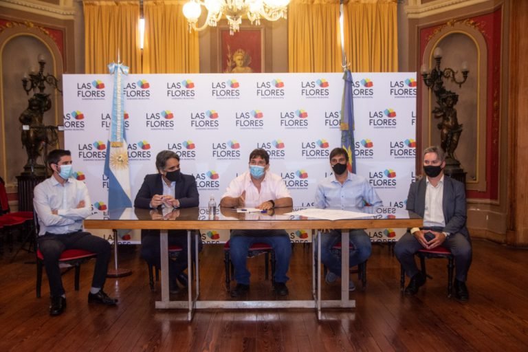 Convenio entre la Municipalidad y Provincia Microcréditos para Emprendedores florenses