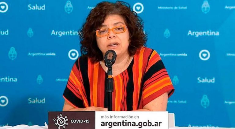 Carla Vizzotti: "Si logramos conseguir las dosis, llegaremos vacunados al invierno"