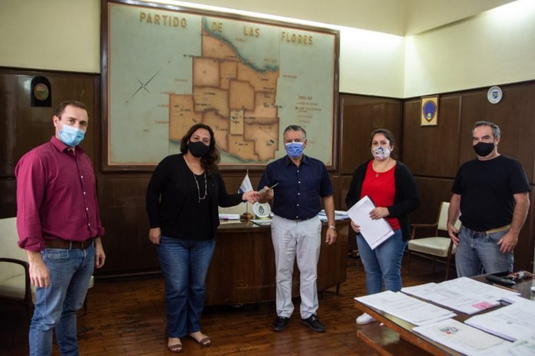 El Municipio realizó una nueva entrega de un crédito agropecuario