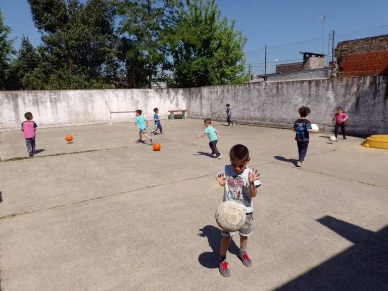 Actividades deportivas en la semana de la Educación Física