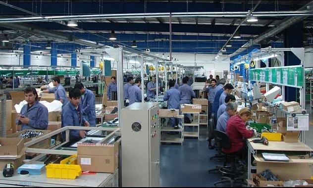 Las Flores tiene a la actividad industrial como principal fuente de empleo