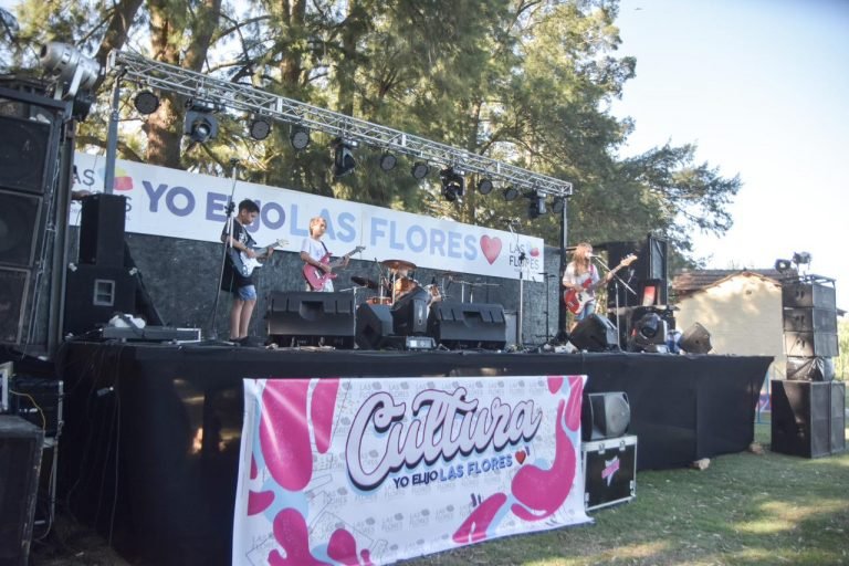 BANDAS DE ROCK FLORENSES BRILLARON EN EL FESTIVAL DE MUSICA POPULAR