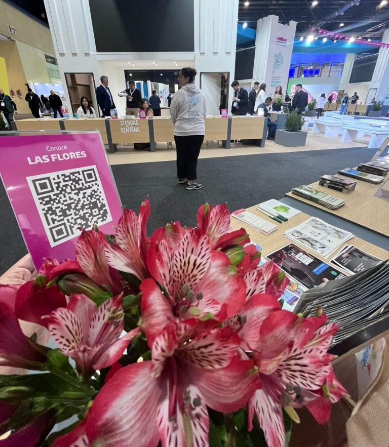 LAS FLORES PARTICIPÓ DE LA FERIA INTERNACIONAL DE TURISMO 2023