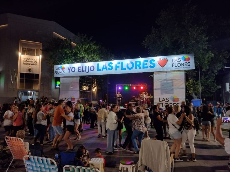 VUELVEN LAS PEATONALES A LAS FLORES