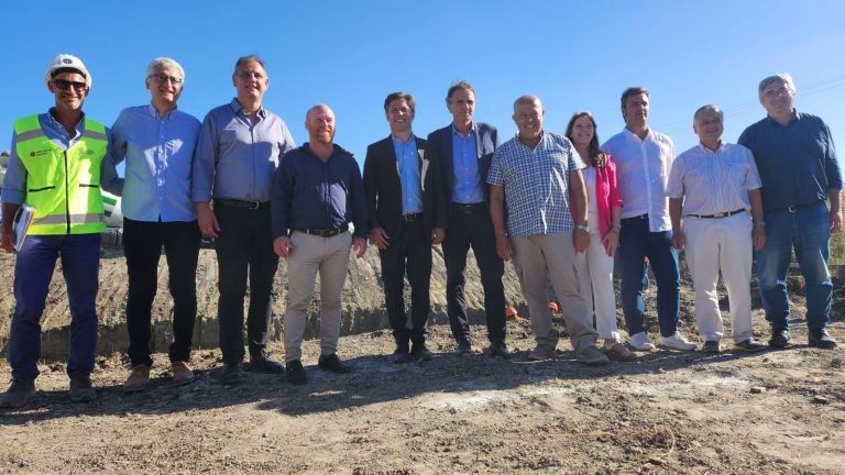 Gelené se reunió con el Gobernador en la costa y habló con PLAY RADIOS