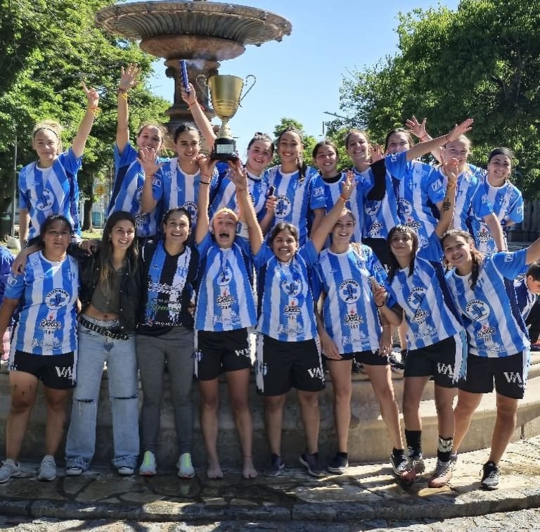 FÚTBOL FEMENINO: FERRO CAMPEÓN DEL TORNEO CLAUSURA