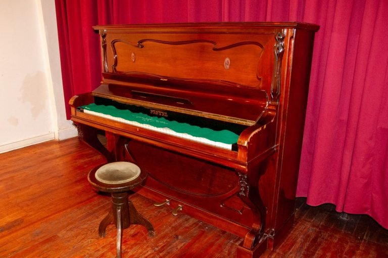 NUEVO PIANO PARA EL TEATRO ESPAÑOL
