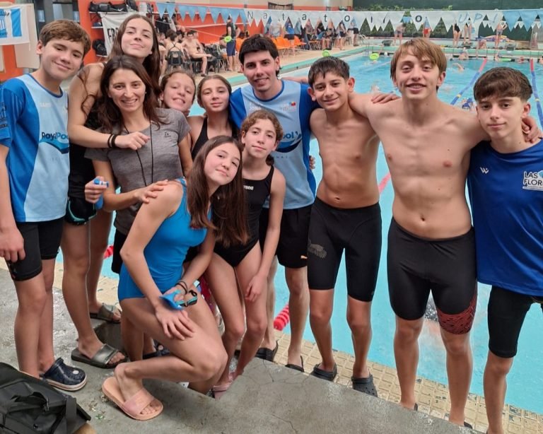 ALUMNOS DEL NATATORIO MUNICIPAL “HUGO MAURO” EN EL TORNEO PROMOCIONAL DE TANDIL