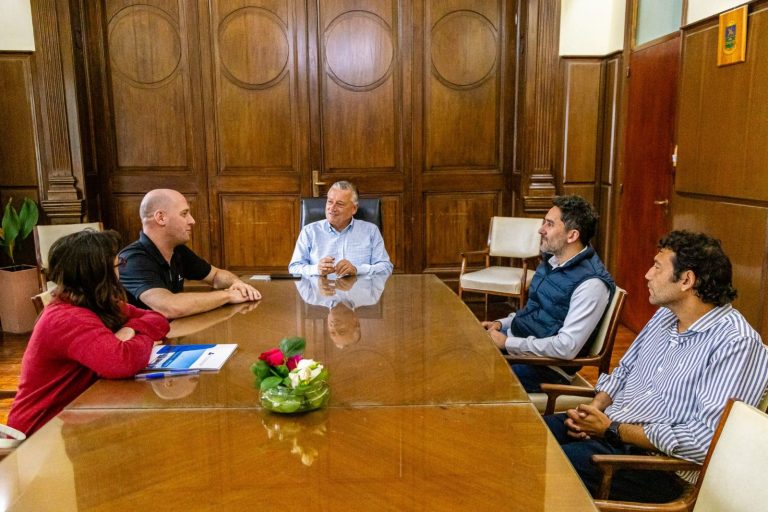 SE REAFIRMA EL COMPROMISO MUNICIPAL CON LA RADICACIÓN DE EMPRESAS EN LAS FLORES: VENTA DE OTRA PARCELA EN EL SECTOR INDUSTRIAL PLANIFICADO