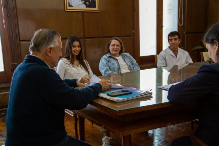 APORTE A COOPERADORAS ESCOLARES PARA LA REALIZACIÓN DE PROYECTOS EDUCATIVOS