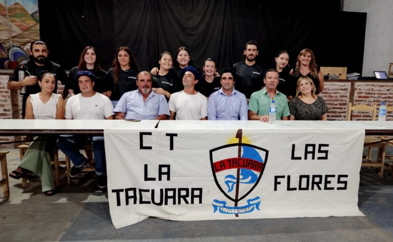 Se presentó una renovada Escuela de Danzas en La Tacuara