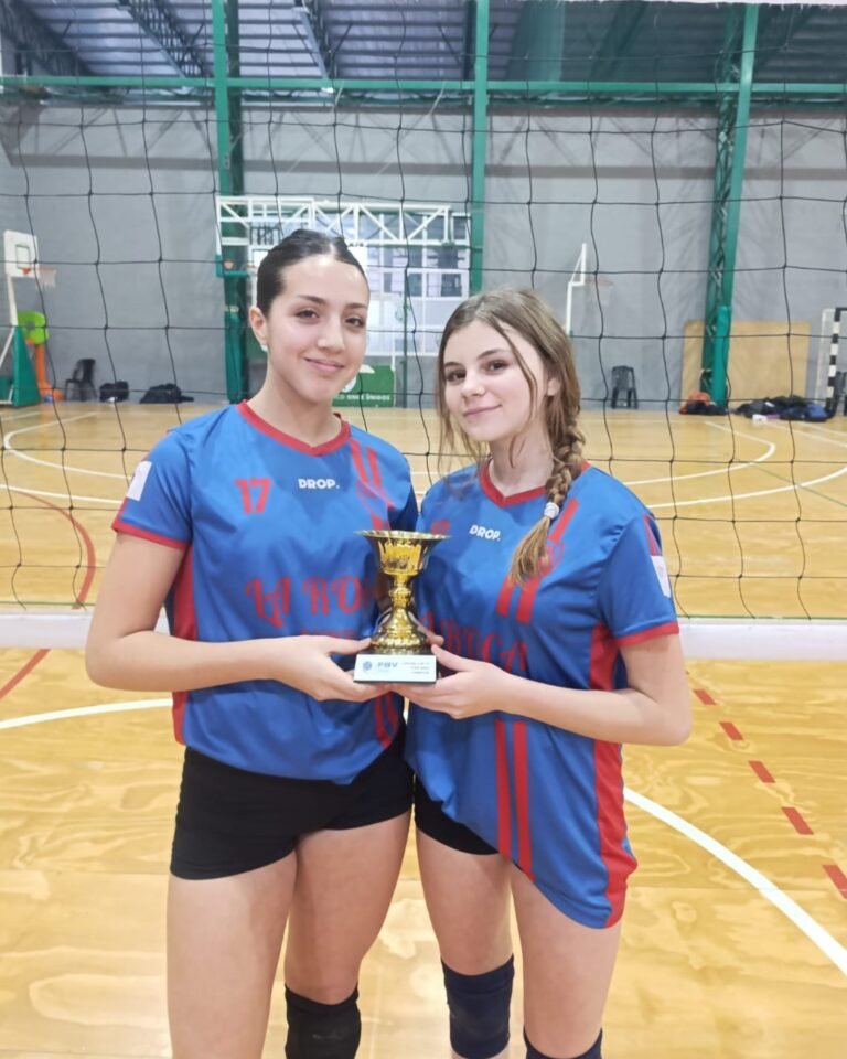 VÓLEY: CELINA ETCHETO Y CLARITA ABRAHAM CAMPEONAS CON EL CLUB SOCIAL DOLORES
