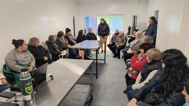 SE REALIZÓ CON ÉXITO EL CURSO SOBRE ELABORACIÓN DE CHACINADOS Y SALAZONES OVINOS EN PARDO