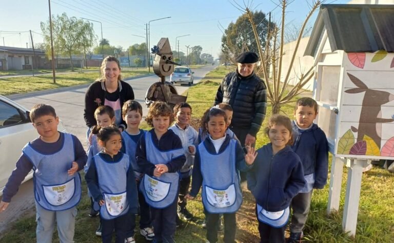 SE REALIZÓ UNA LINDA ESCULTURA PARA EL JARDIN 901